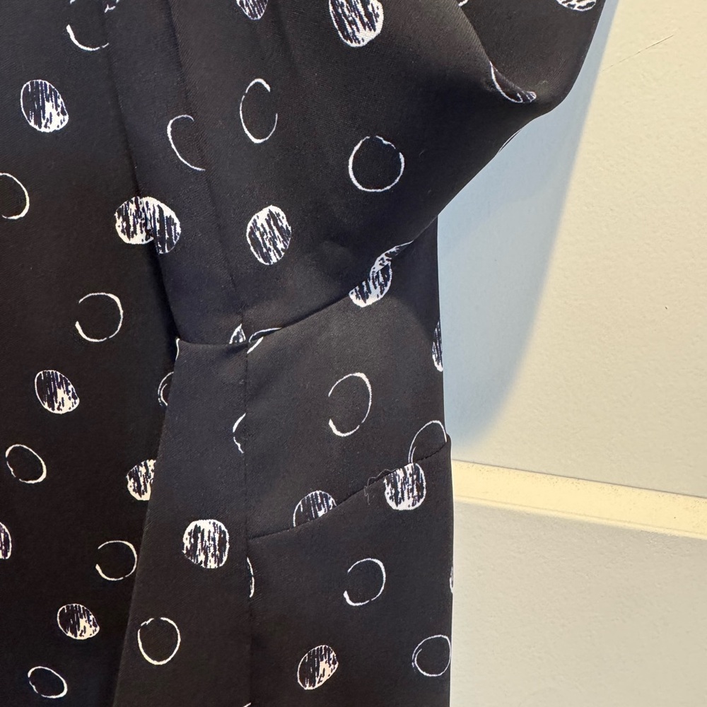 EUC Ann Taylor Navy Long Sleeve Blouse with Polka Dot Pattern - Picture 6 of 7